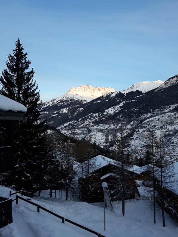 Appartement Dans Chalet Typiquement Savoyard Au Pied Des Pistes La Norma Exterior foto